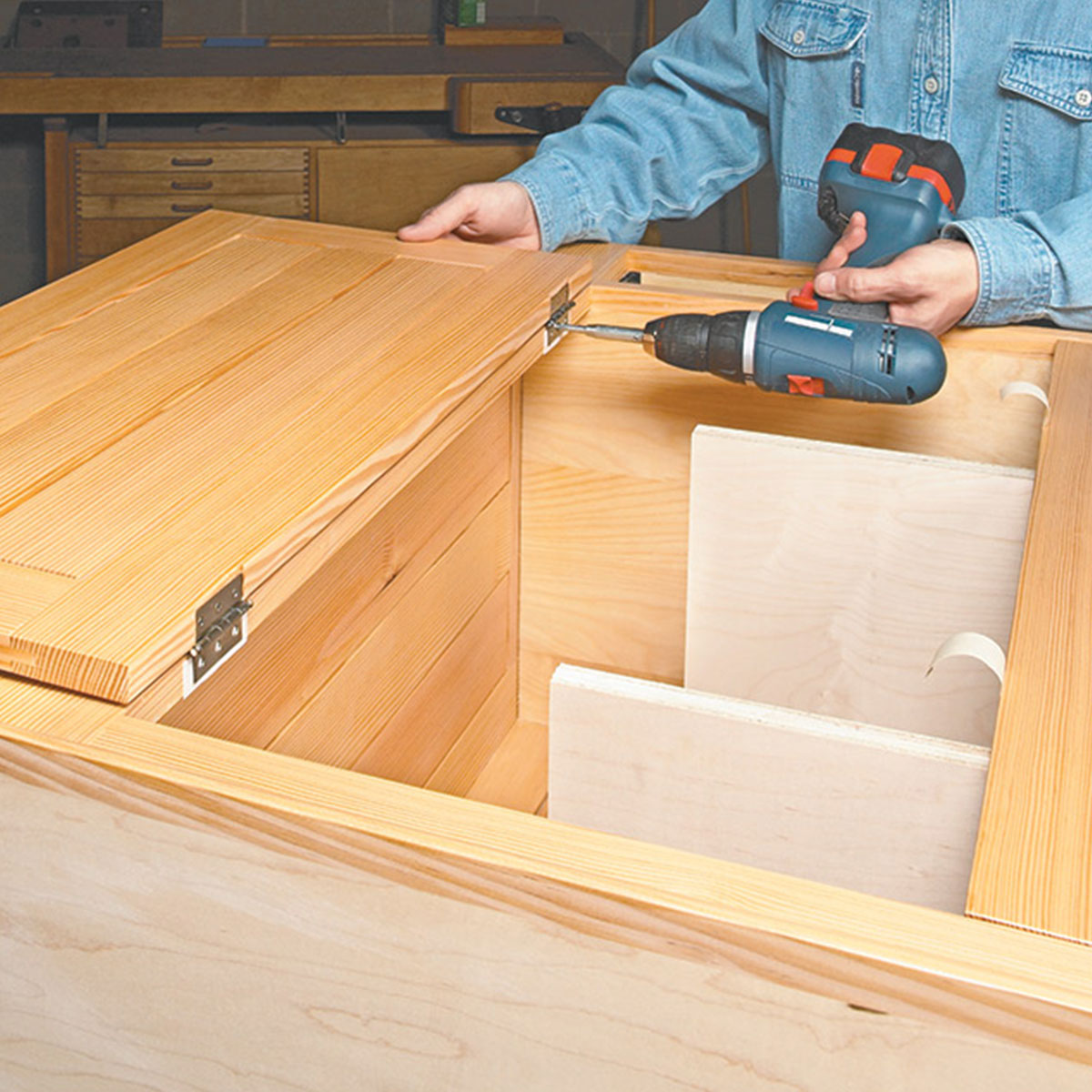 Woodsmith Heirloom Tool Cabinet Plan