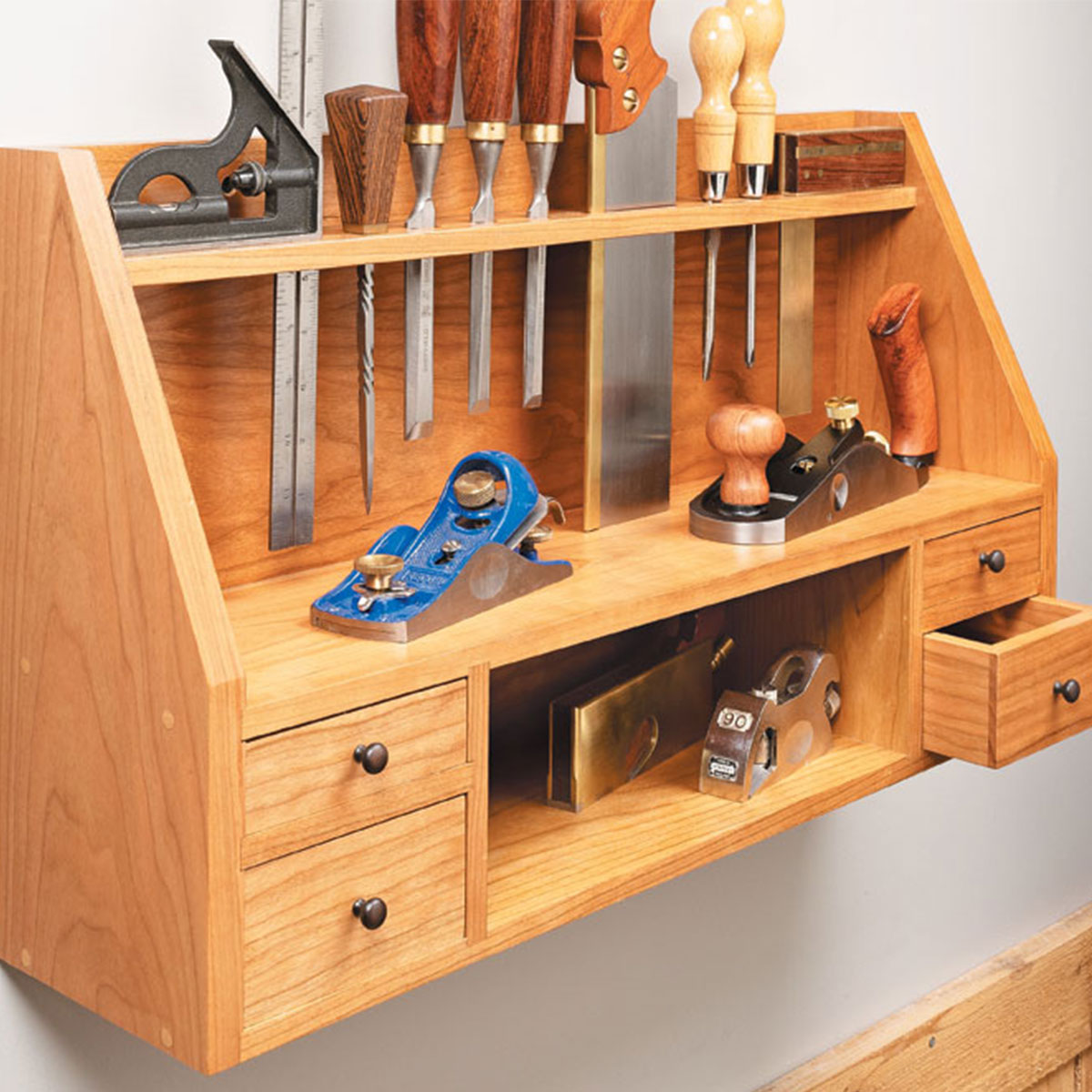 Woodsmith Wall-Mounted Tool Shelf Plan