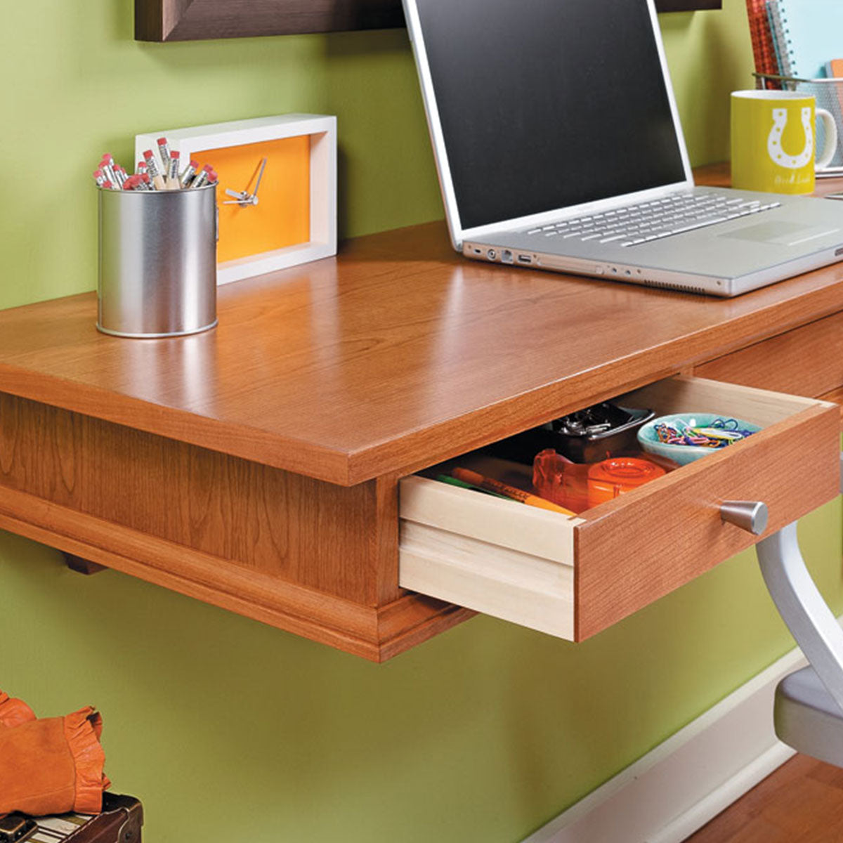 Woodsmith Space-Saving Wall Desk Standard Plan & Premium Shop Drawings